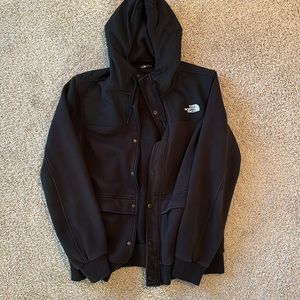 Men’s Northface sweatshirt snap jacket. Size large. Color black. Excellent.